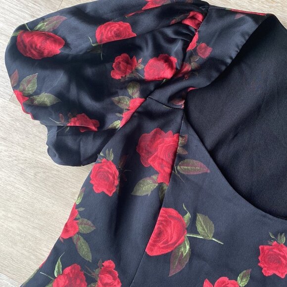 Roses mini dress, beautiful, stylish - Picture 2 of 3